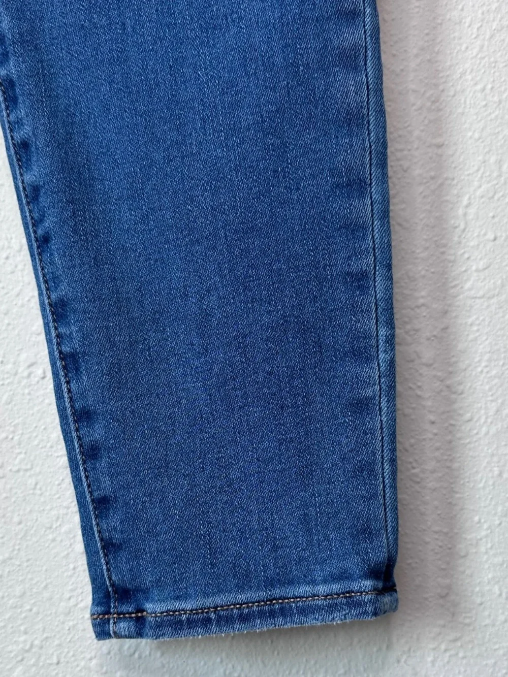 American Eagle High-Waisted Jegging Jean, Medium Wash, Size 12 Regular